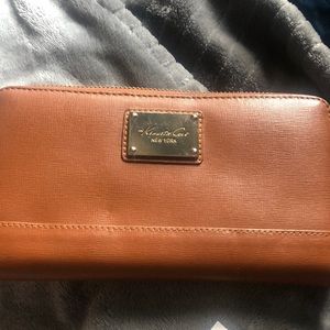 Kenneth Cole wallet